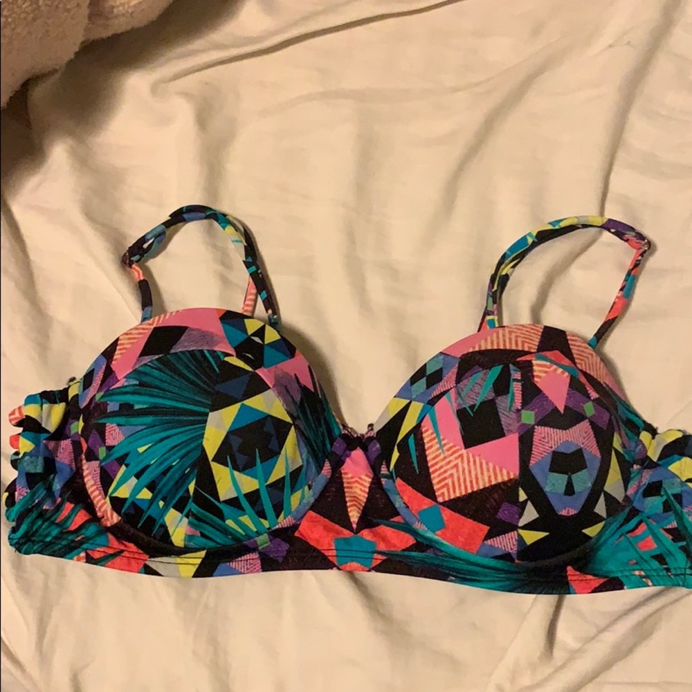 Bikini top